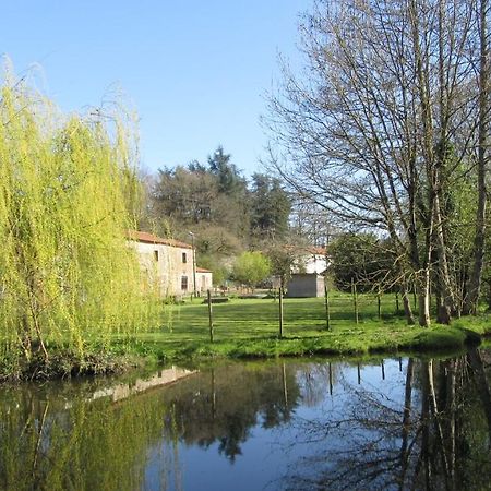 Chambres D'Hotes De La Templerie-Moulin Bazoges-en-Paillers Buitenkant foto